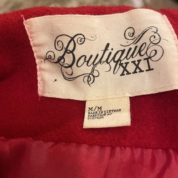 Red jacket - Picture 5 of 5